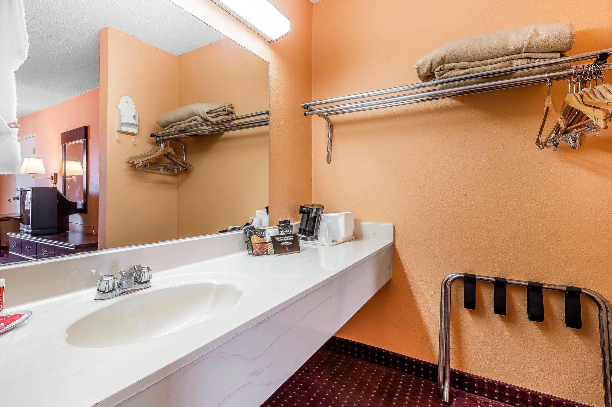 Econolodge Lavonia מראה חיצוני תמונה
